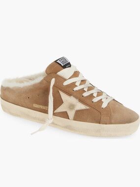 Golden Goose Golden Goose Super-Star Sabot
Genuine Shearling Lined Mule Sneaker
